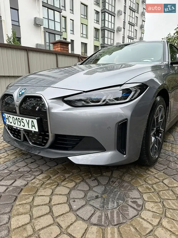 BMW I4 2023 photo 4