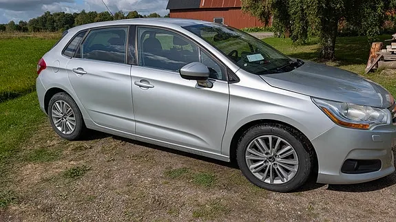 Citroen C4 2013 photo 3