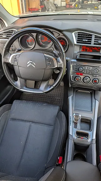 Citroen C4 2013 photo 5