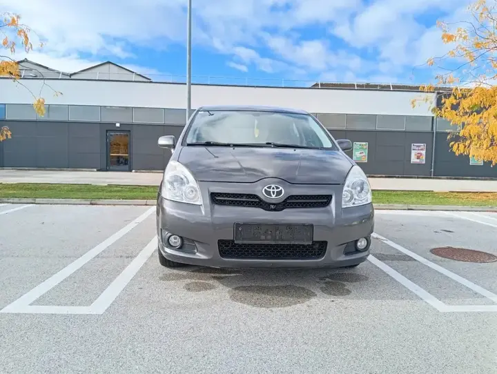 Toyota Corolla Verso