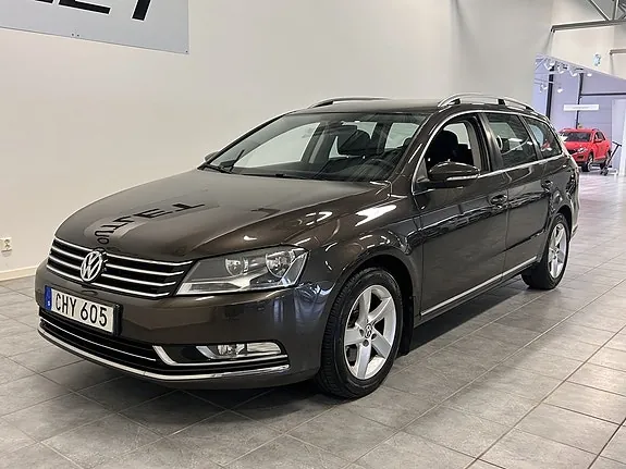 Volkswagen Passat 2014 photo 2