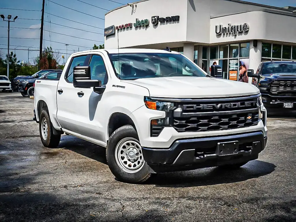 Chevrolet Silverado 1500 2024 photo 2
