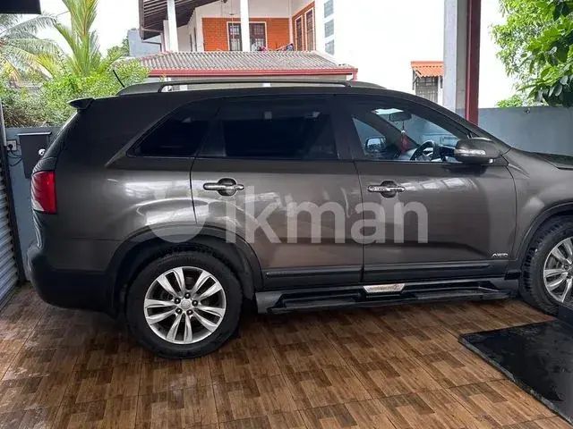 Kia Sorento 2011 photo 4
