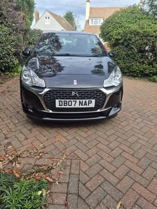 DS Automobiles Ds 3 2018 photo 2