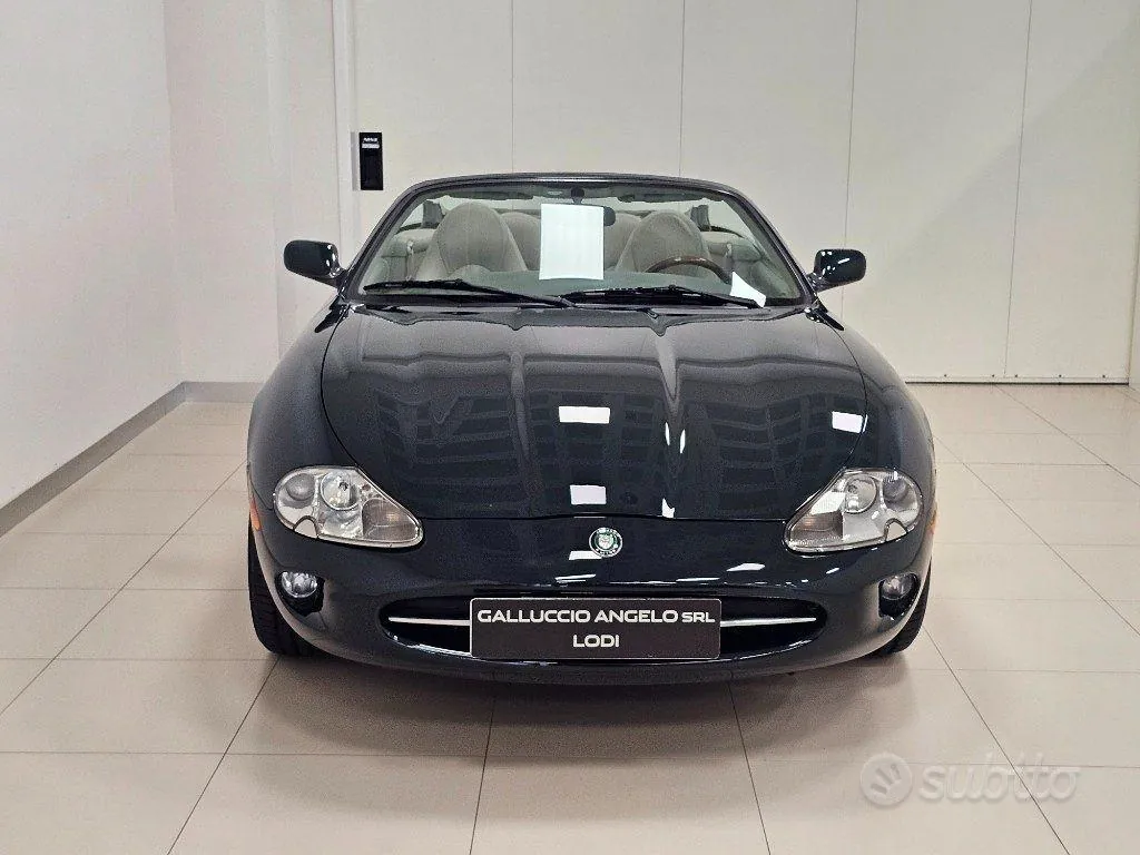 Jaguar Xk8 1997 photo 2