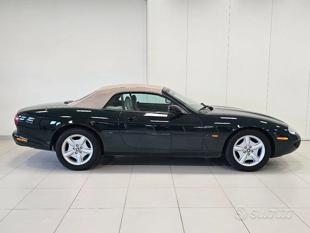 Jaguar Xk8 1997 photo 3