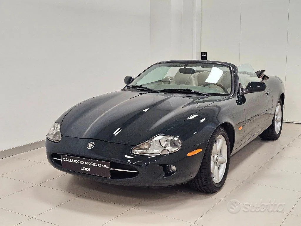 Jaguar Xk8