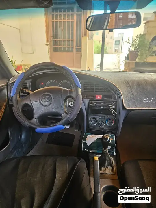 Hyundai Avante 2001 photo 3