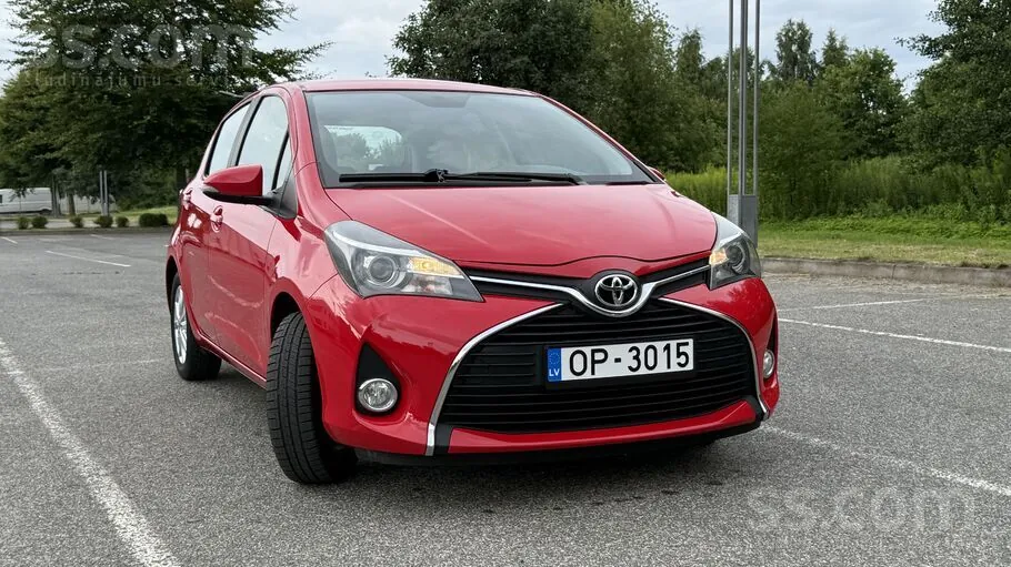 Toyota Yaris 2014 photo 2