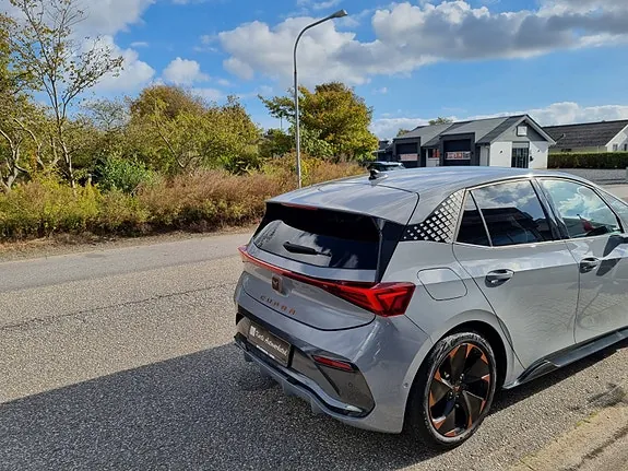Cupra Born 2022 photo 5