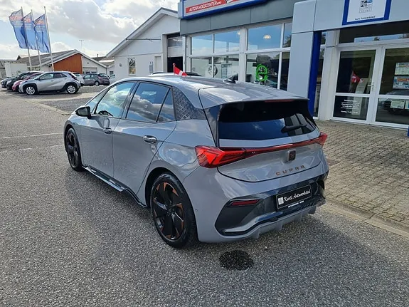 Cupra Born 2022 photo 3