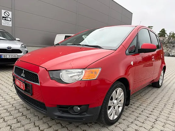 Mitsubishi Colt 2011 photo 3