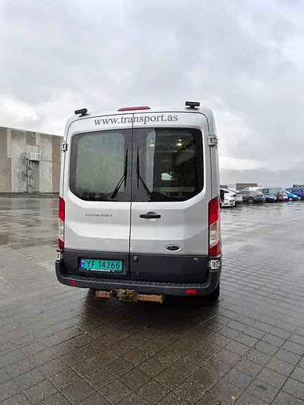 Ford Transit 350 L2 Van 2018 photo 5