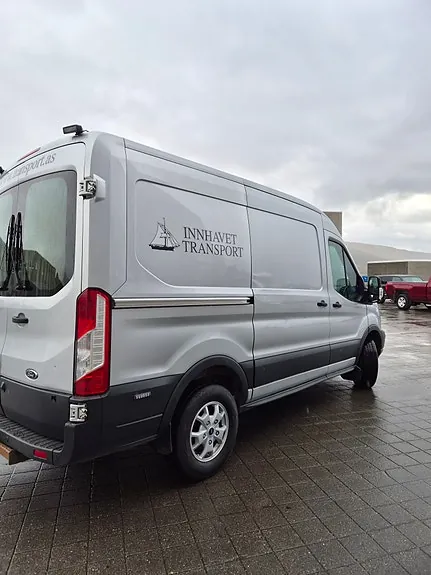 Ford Transit 350 L2 Van 2018 photo 4