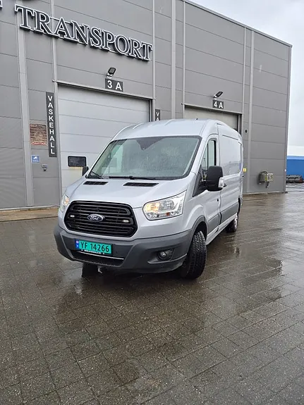 Ford Transit 350 L2 Van