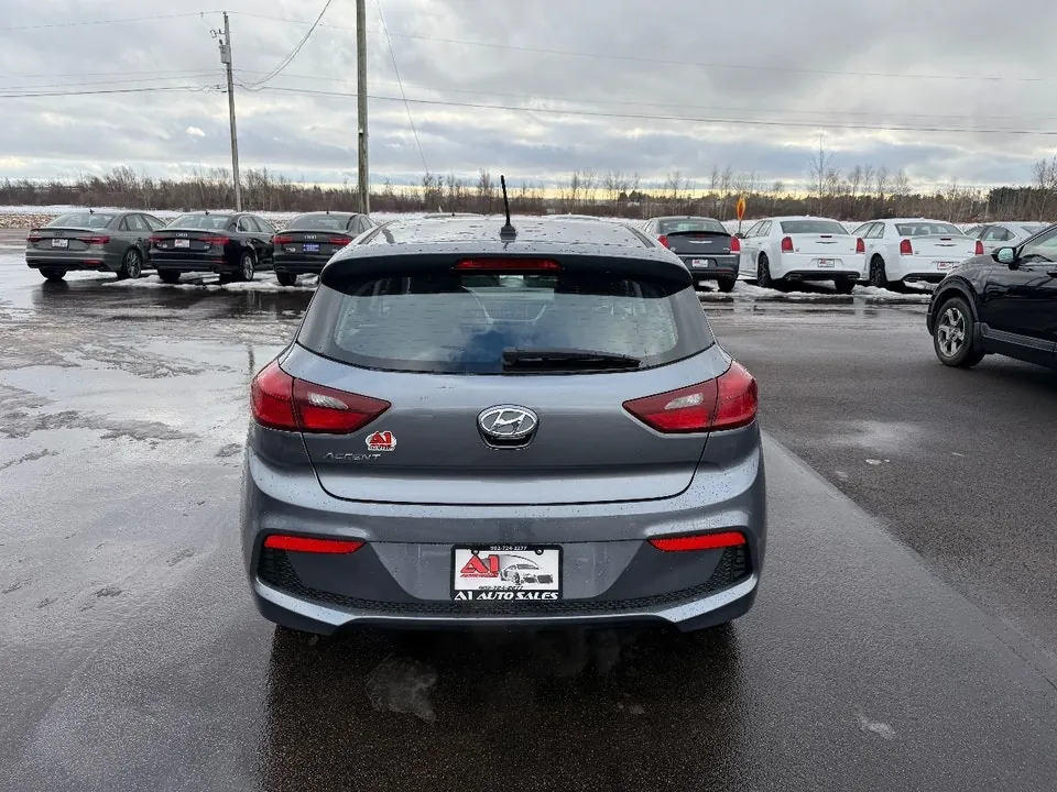 Hyundai Accent 2019 photo 5