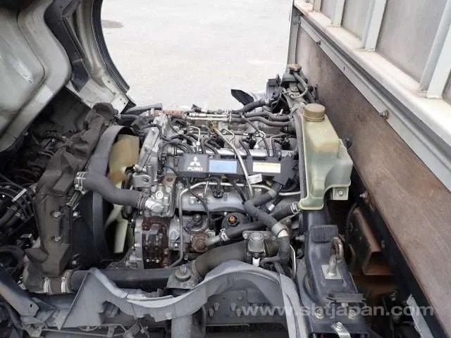 Mitsubishi Canter 2015 photo 5