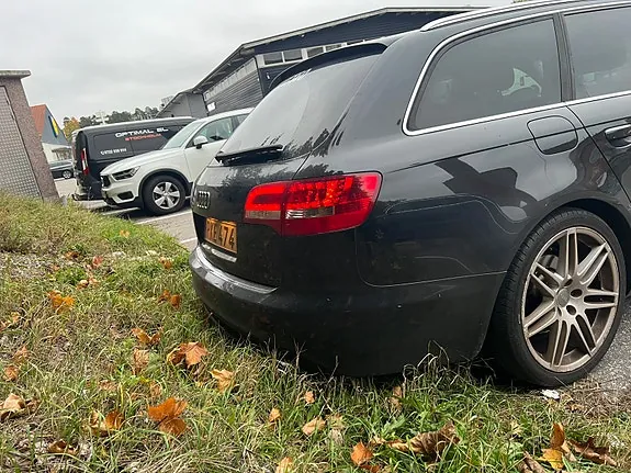 Audi A6 2010 photo 4