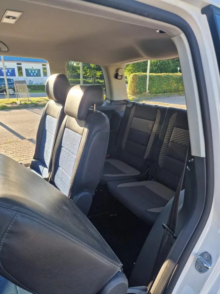 Volkswagen Touran Cross