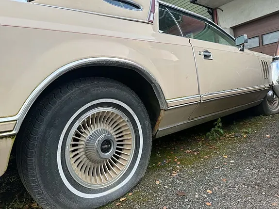 Lincoln Continental 1978 photo 5