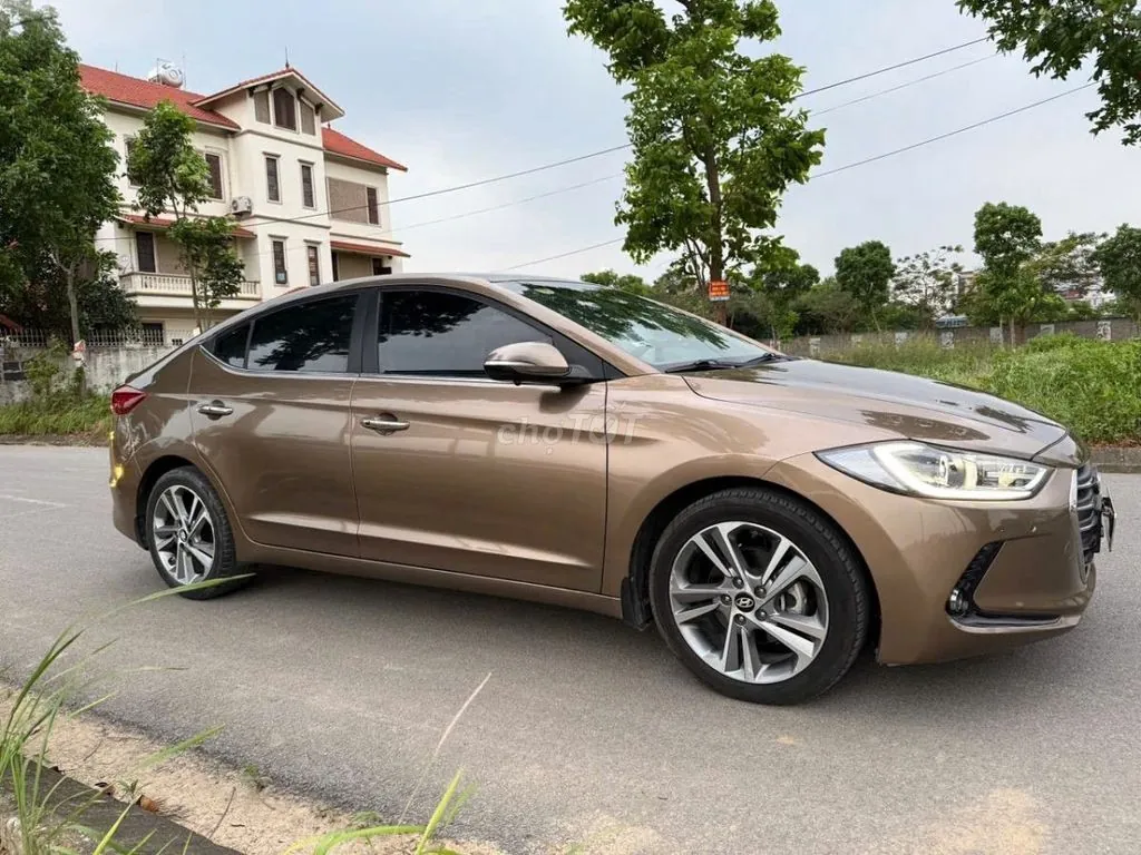 Hyundai Elantra 2016 photo 3