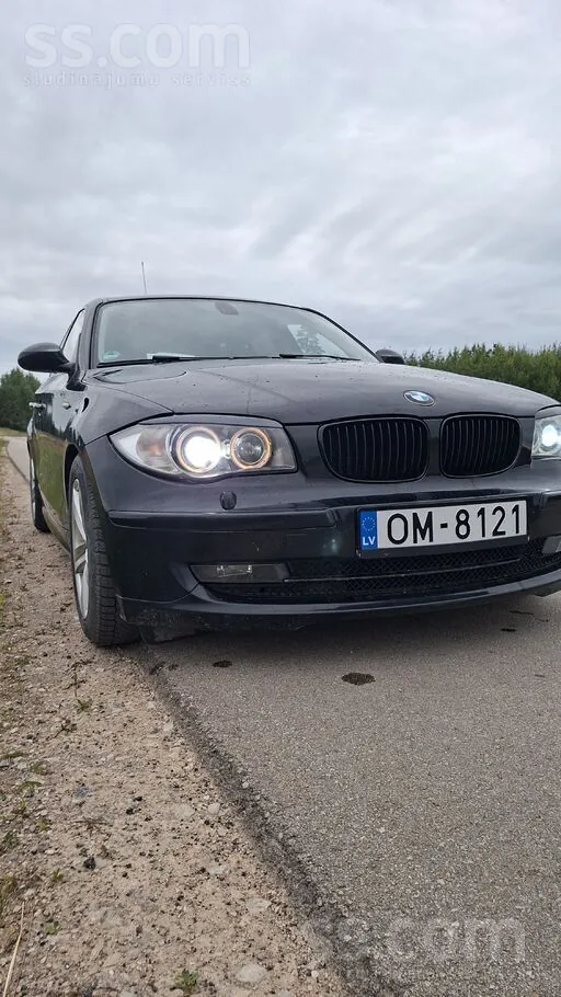 BMW 120 2009 photo 2