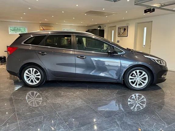 Kia Ceed 2013 photo 2