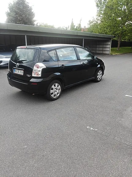 Toyota Corolla Verso 2009 photo 4