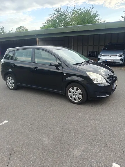 Toyota Corolla Verso 2009 photo 2