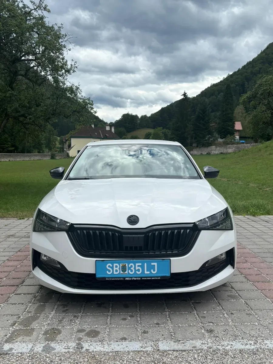 Skoda Scala 2021 photo 2