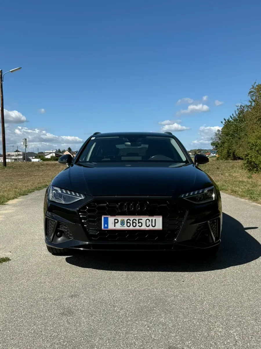 Audi A4 2020 photo 2