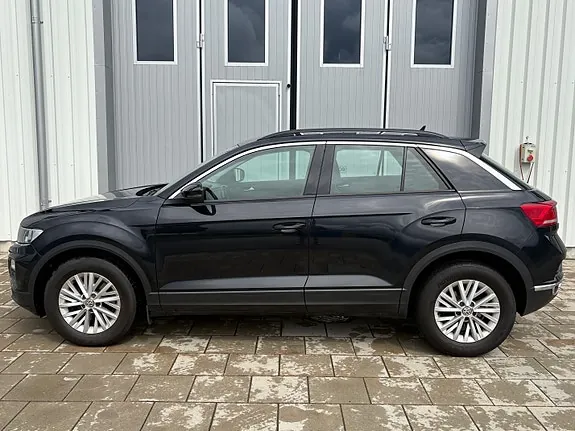 Volkswagen T-Roc 2018 photo 2