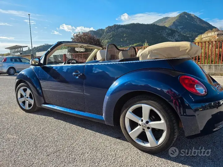 Volkswagen Beetle 2007 photo 2