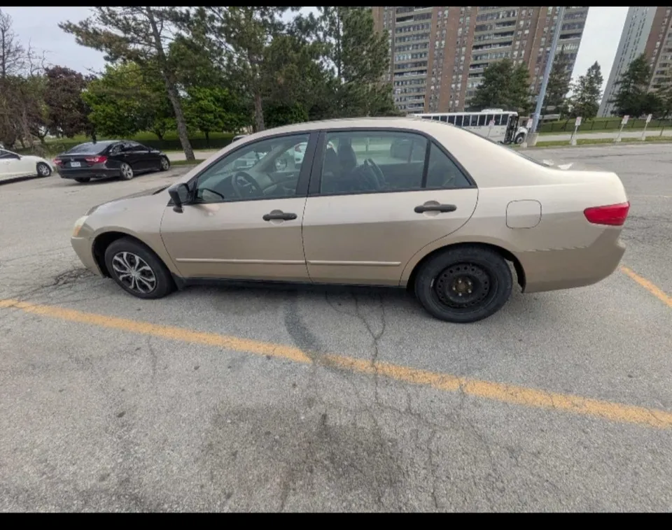 Honda Accord 2005 photo 2