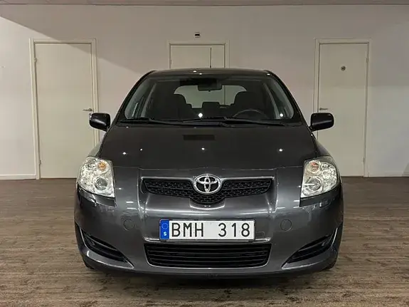 Toyota Auris 2009 photo 4