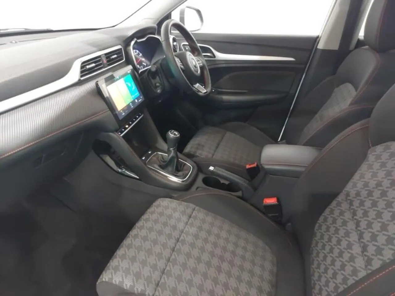 MG Mg Zs 2023 photo 5