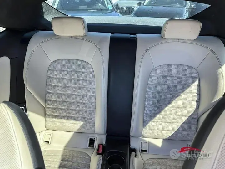 Mercedes-Benz C 300 2017 photo 5