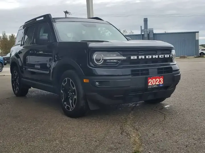 Ford Bronco Sport 2023 photo 3