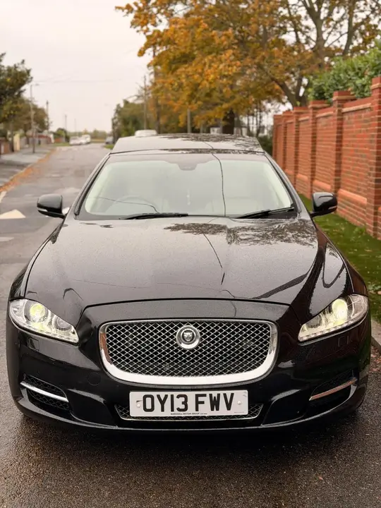 Jaguar Xj 2013 photo 2