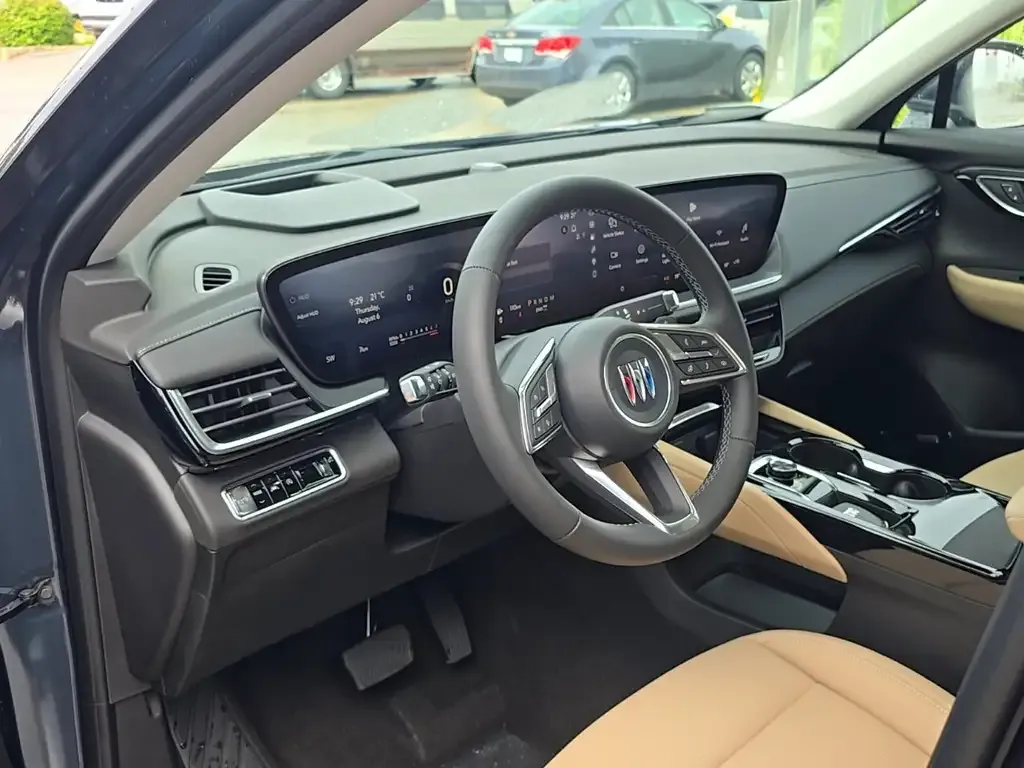 Buick Envision 2026 photo 4