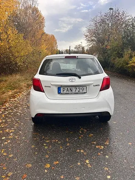 Toyota Yaris 2016 photo 3