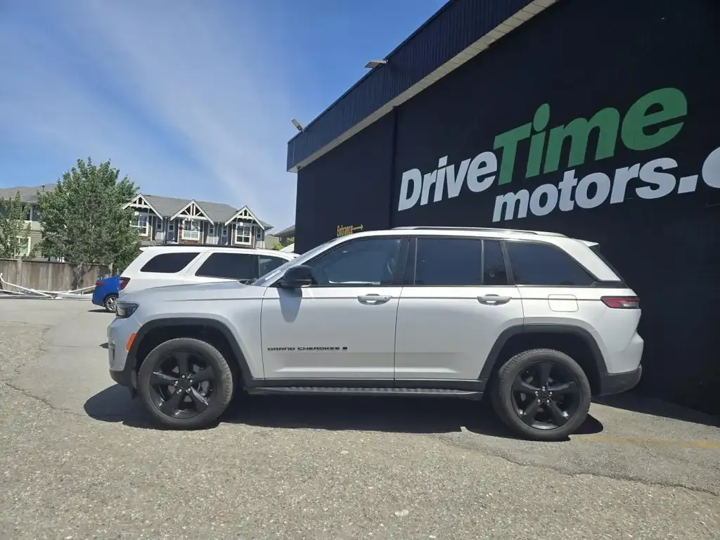 Jeep Grand Cherokee 2024 photo 4