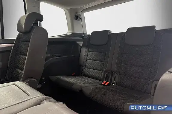 Volkswagen Touran 2014 photo 5