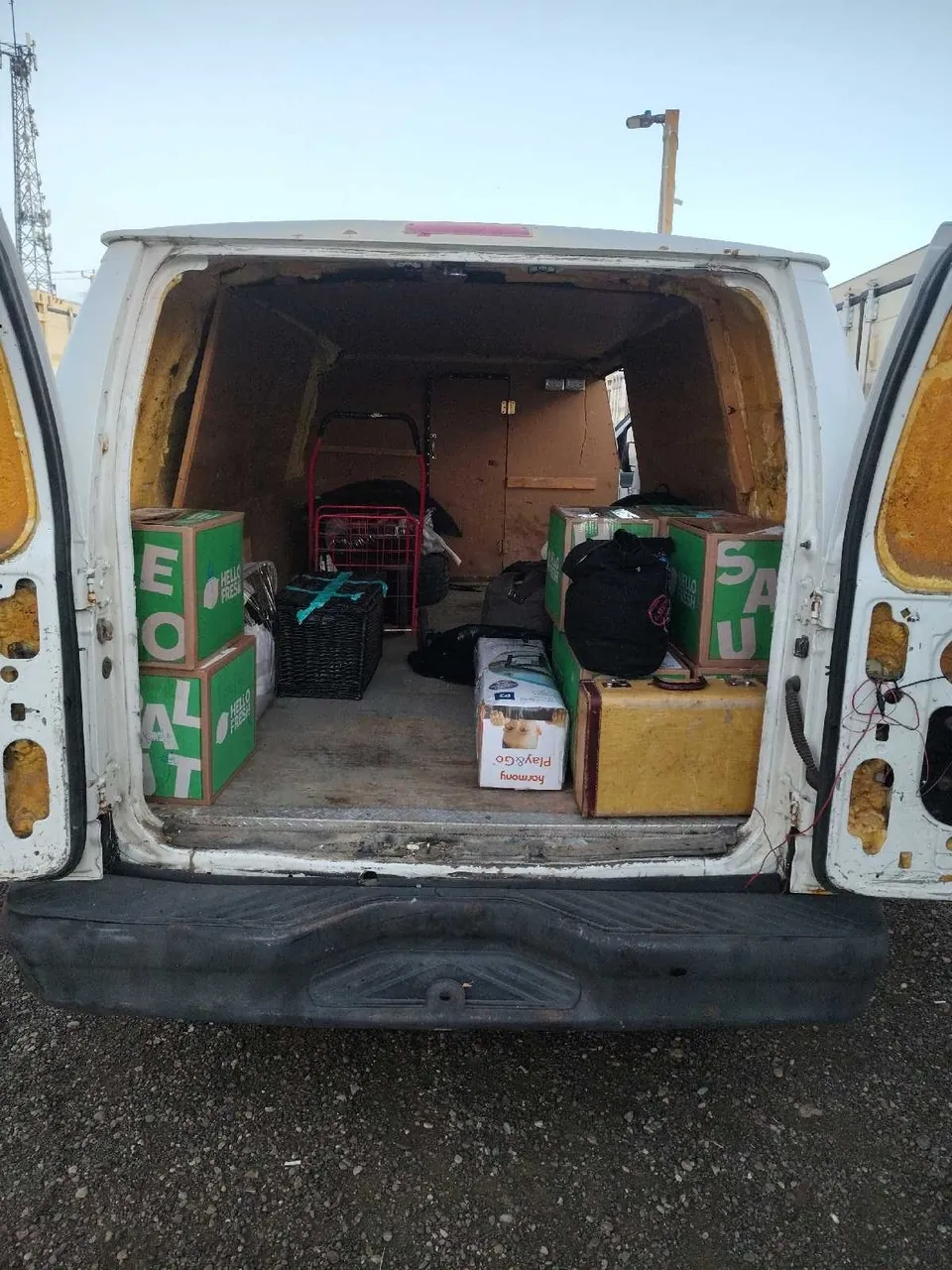 Ford E-350