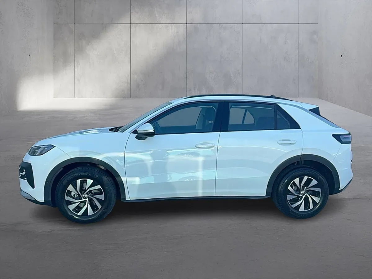 Volkswagen T-Roc 2026 photo 2