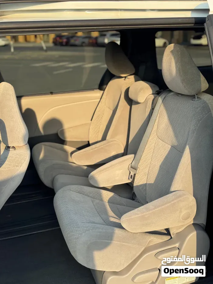 Toyota Sienna 2019 photo 3