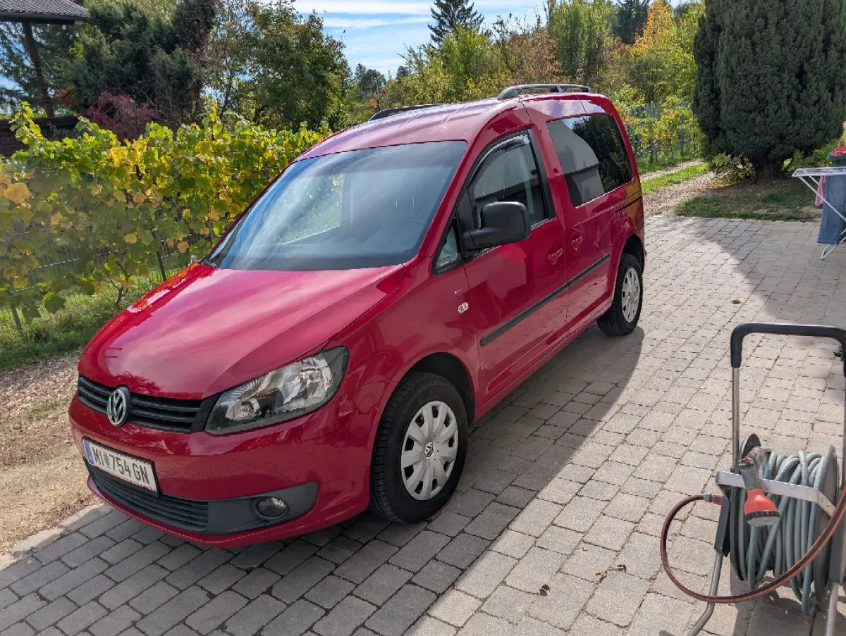 Volkswagen Caddy 2010 photo 3