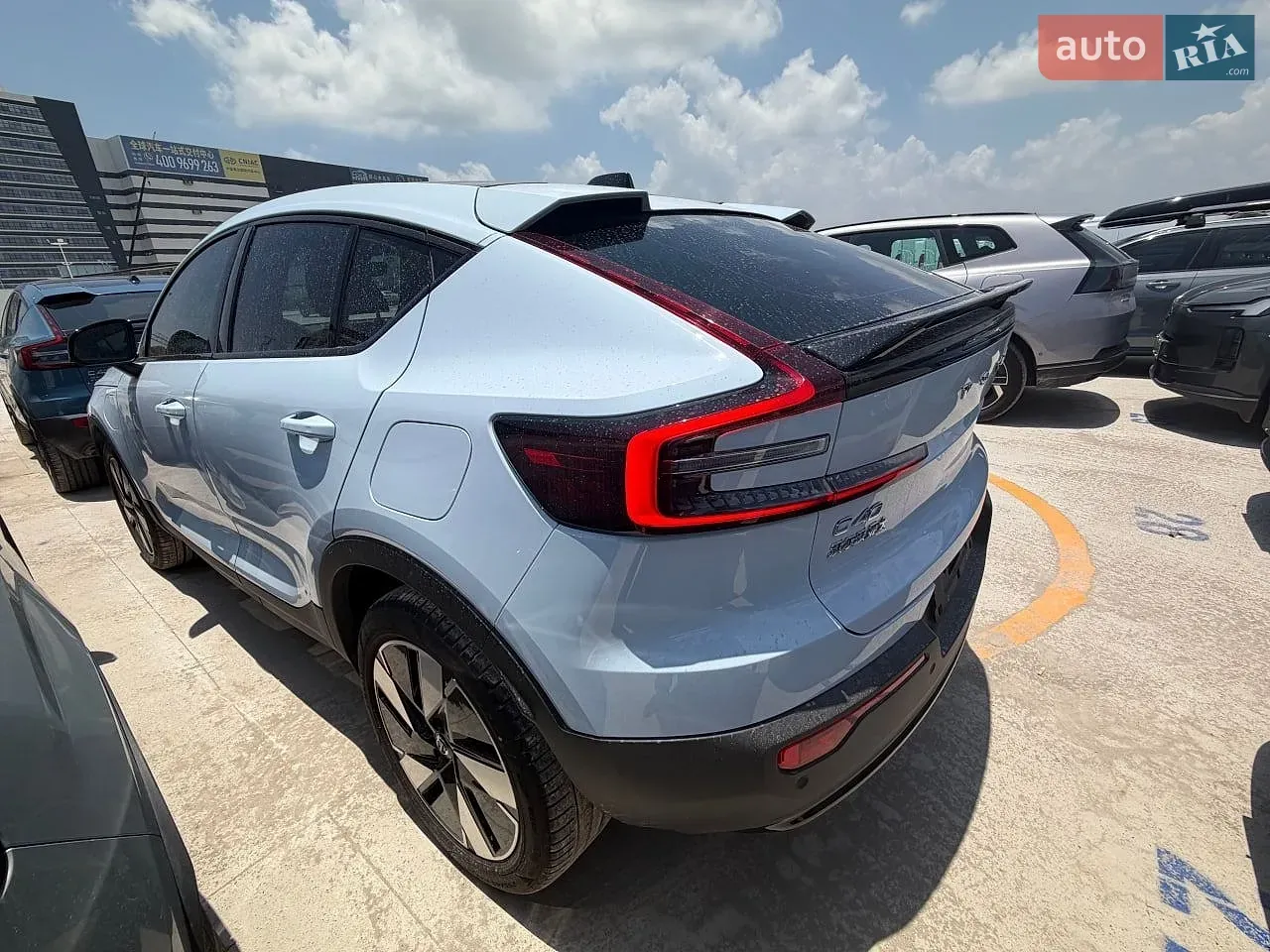 Volvo C40 Recharge 2023 photo 4