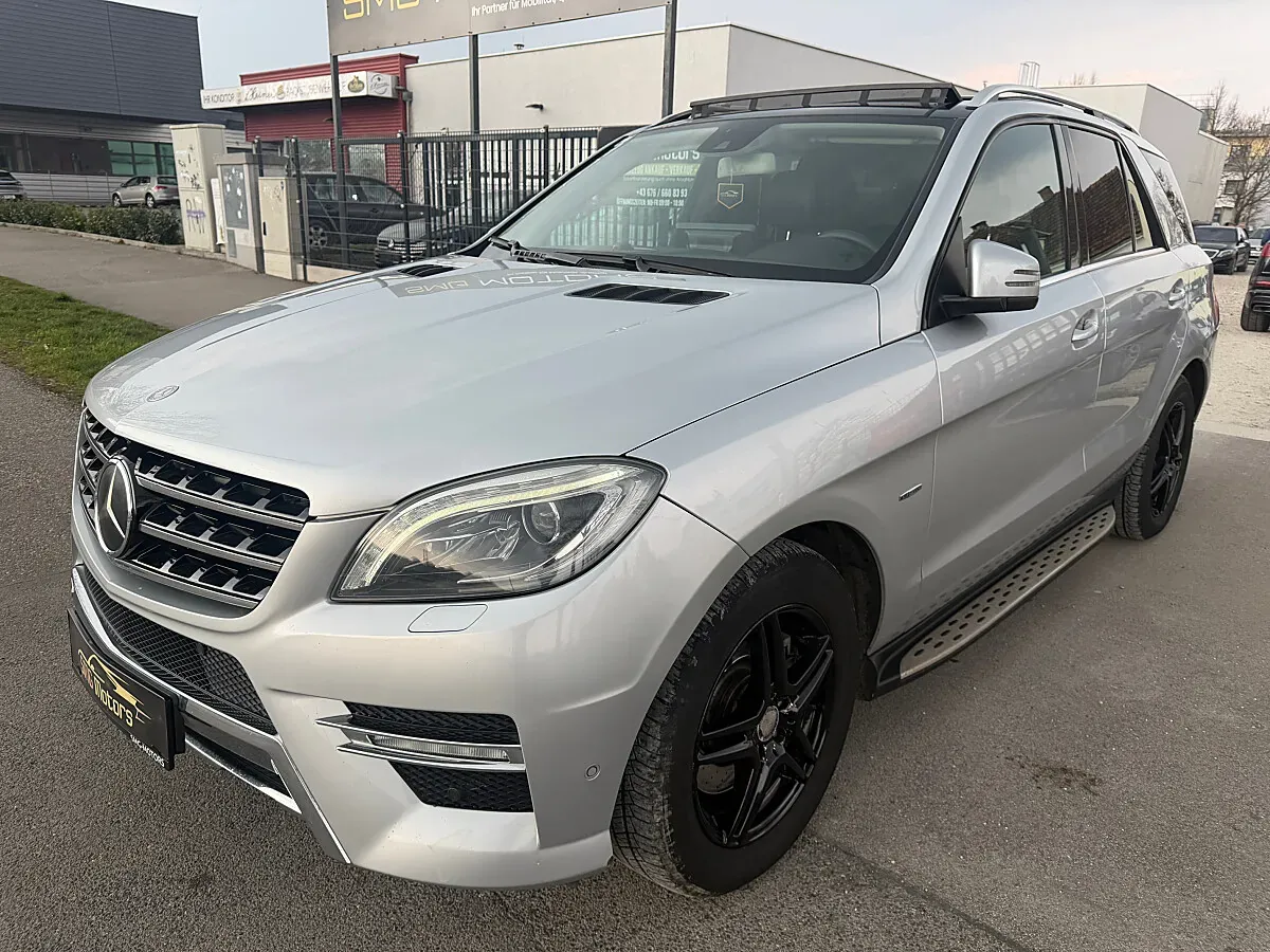 Mercedes-Benz Ml Class 2012 photo 2