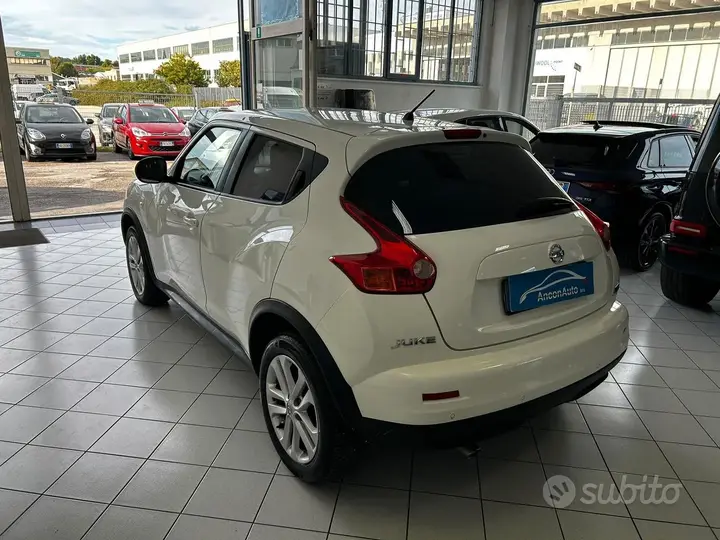 Nissan Juke 2012 photo 4